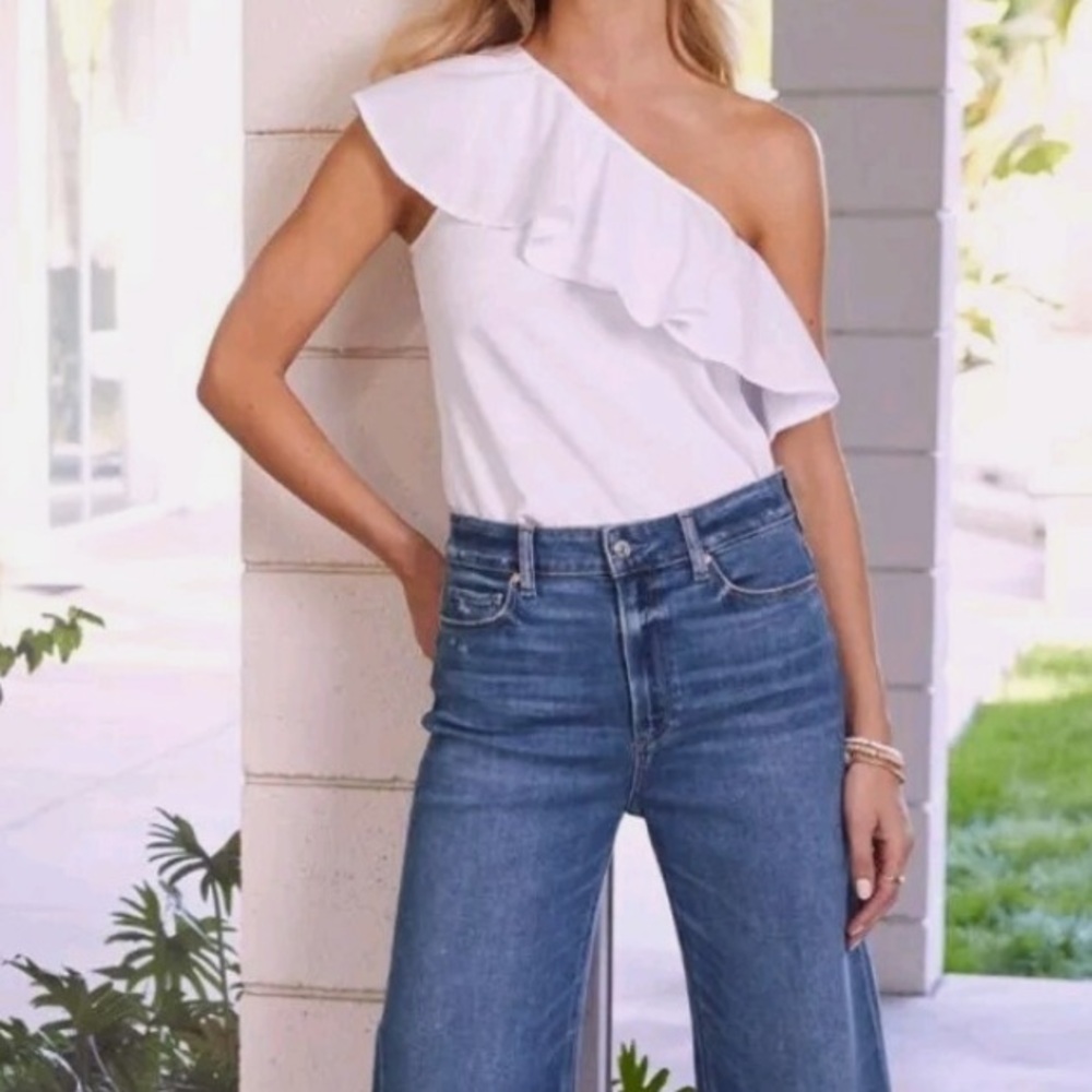 Nation LTD Noella ruffle White one shoulder Top size M
